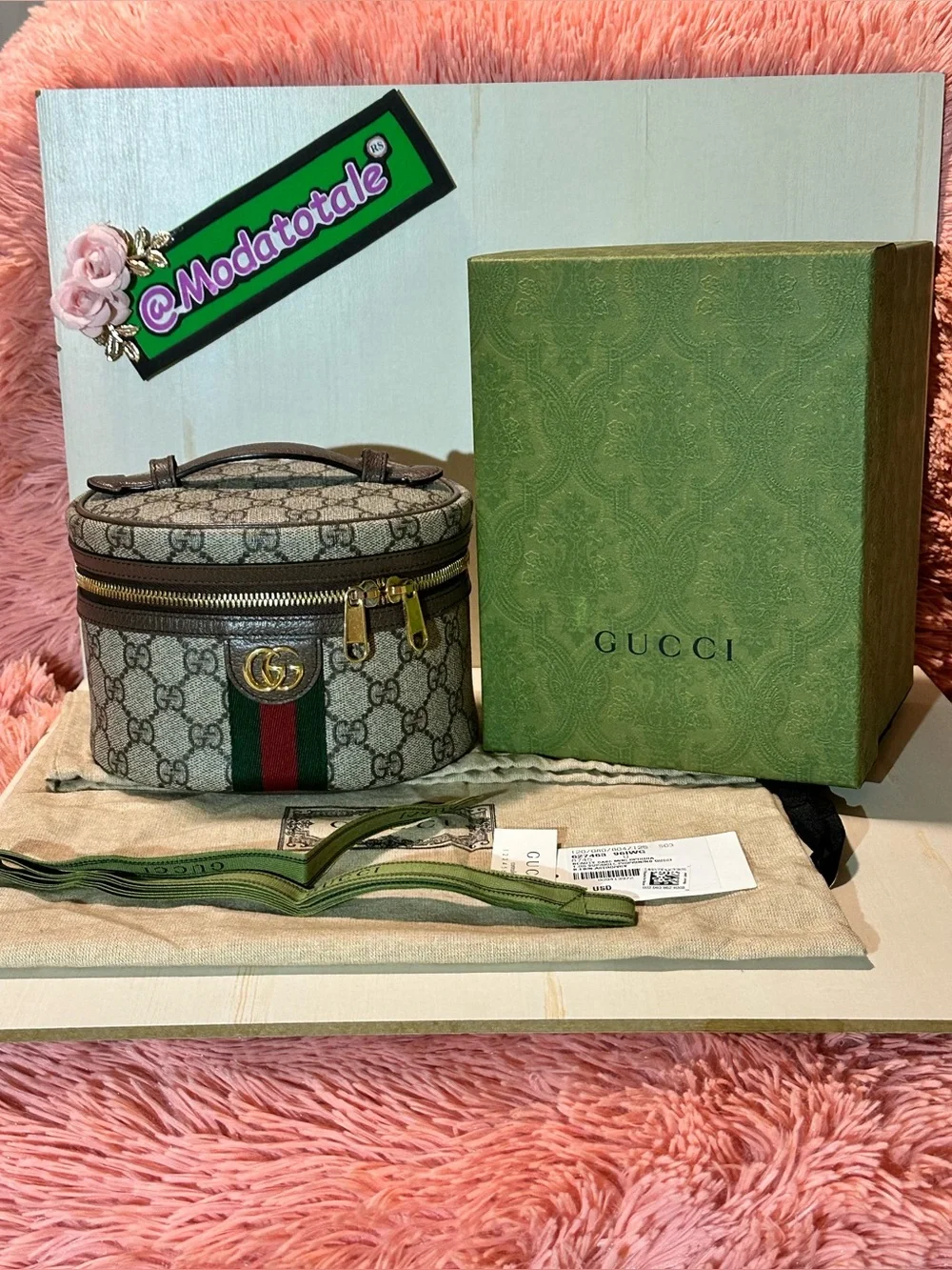 Gucci Beige Monogram mini Vanity Case Ophedia Looks New